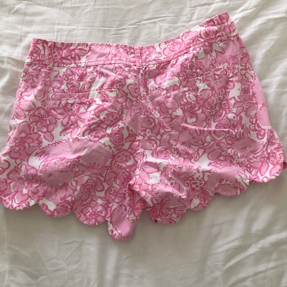 Lilly Pulitzer Buttercup Shorts Size 2 - Picture 2 of 4